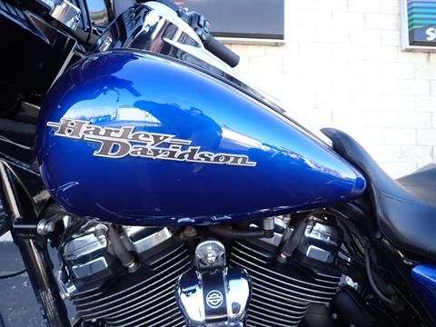 2017 Harley-Davidson Street Glide® Special in Massillon, Ohio - Photo 9