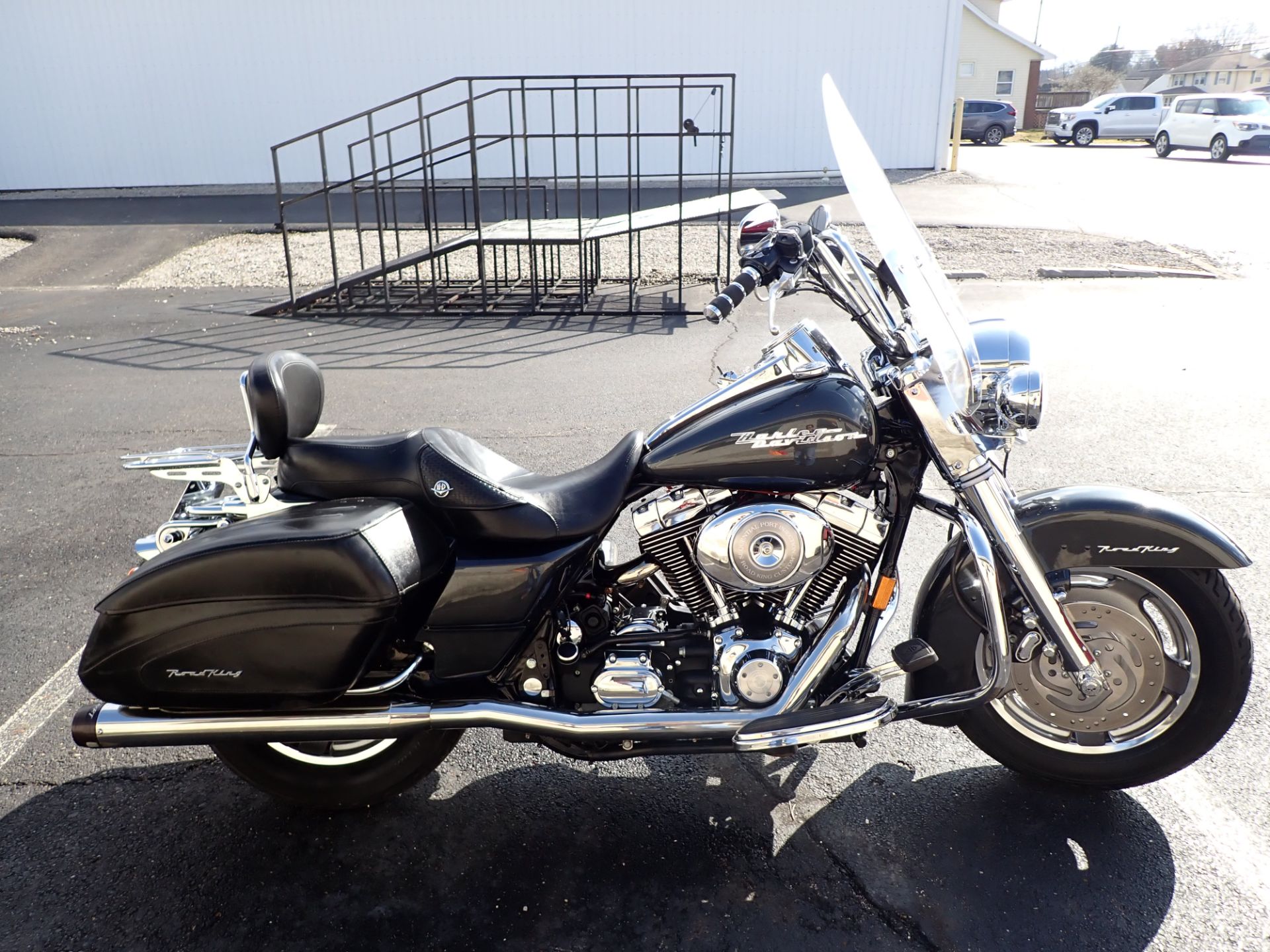 2005 Harley-Davidson FLHRS/FLHRSI Road King® Custom in Massillon, Ohio - Photo 1