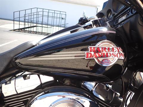 2006 Harley-Davidson Ultra Classic® Electra Glide® in Massillon, Ohio - Photo 3
