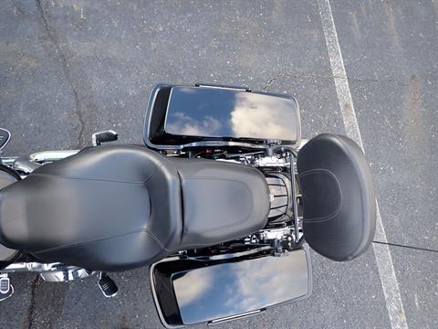 2012 Harley-Davidson Street Glide® in Massillon, Ohio - Photo 12