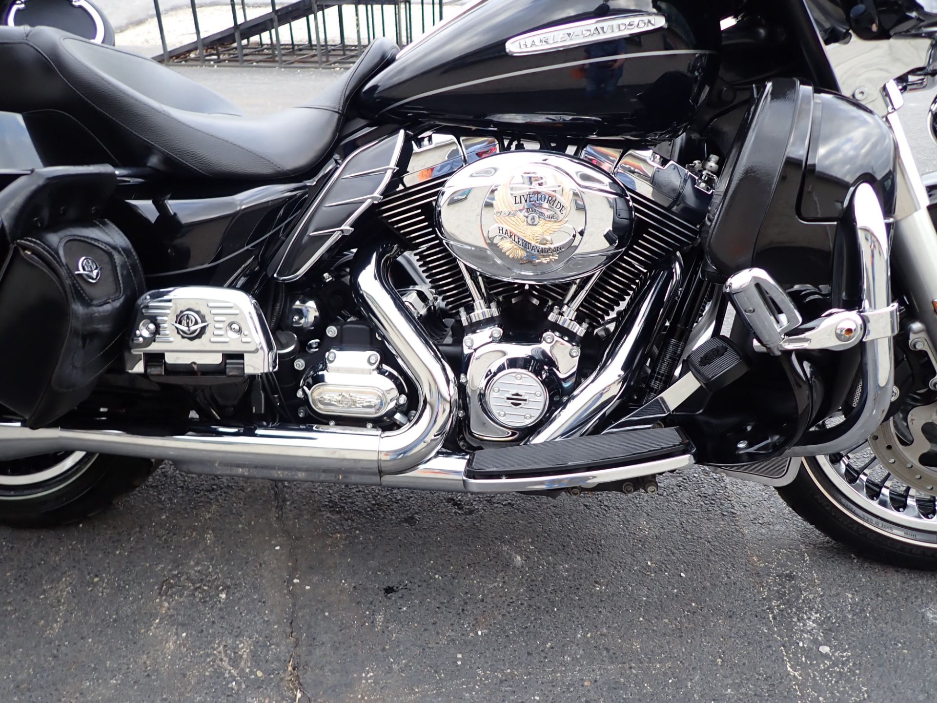 2012 Harley-Davidson Electra Glide® Ultra Limited in Massillon, Ohio - Photo 4