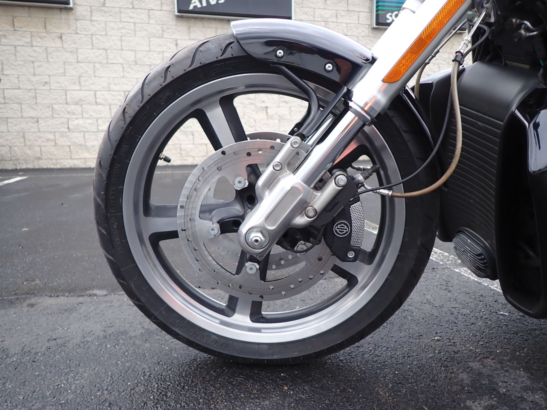 2014 Harley-Davidson V-Rod Muscle® in Massillon, Ohio - Photo 10