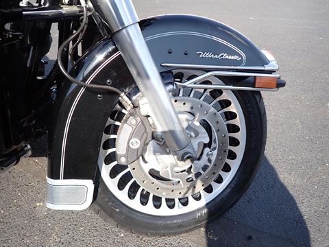 2010 Harley-Davidson Ultra Classic® Electra Glide® in Massillon, Ohio - Photo 2