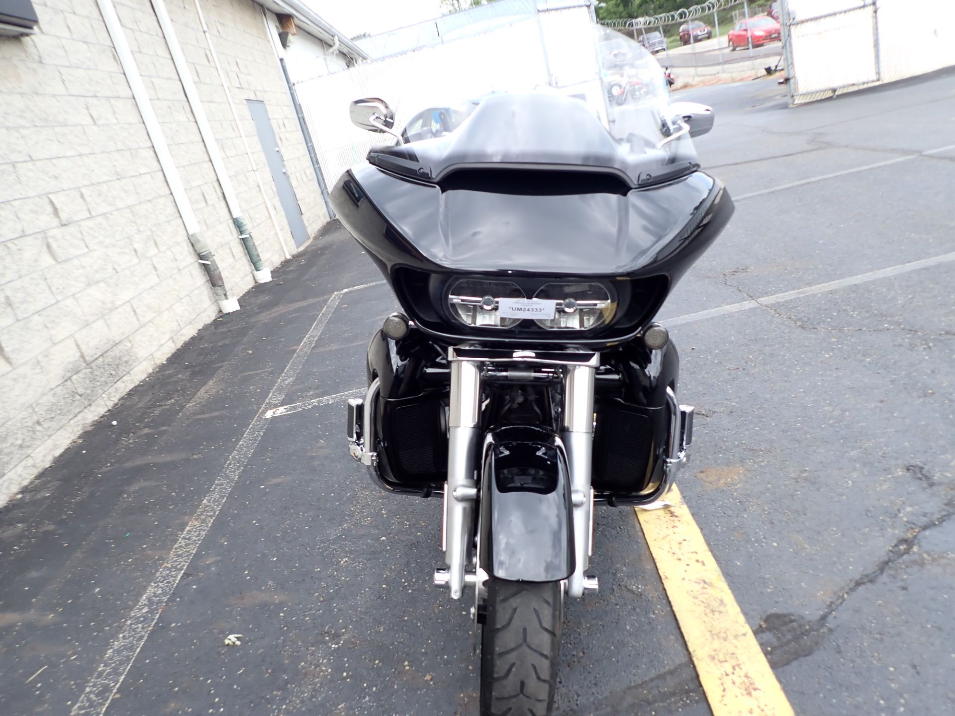 2016 Harley-Davidson Road Glide® Ultra in Massillon, Ohio - Photo 7