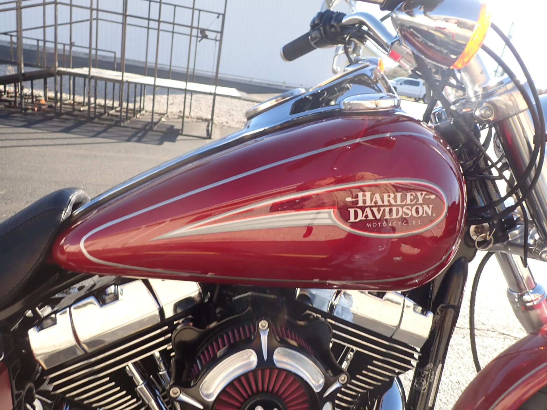 2006 Harley-Davidson Dyna™ Low Rider® in Massillon, Ohio - Photo 3