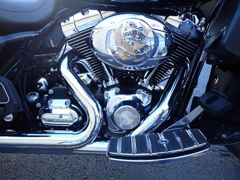 2010 Harley-Davidson Electra Glide® Classic in Massillon, Ohio - Photo 4