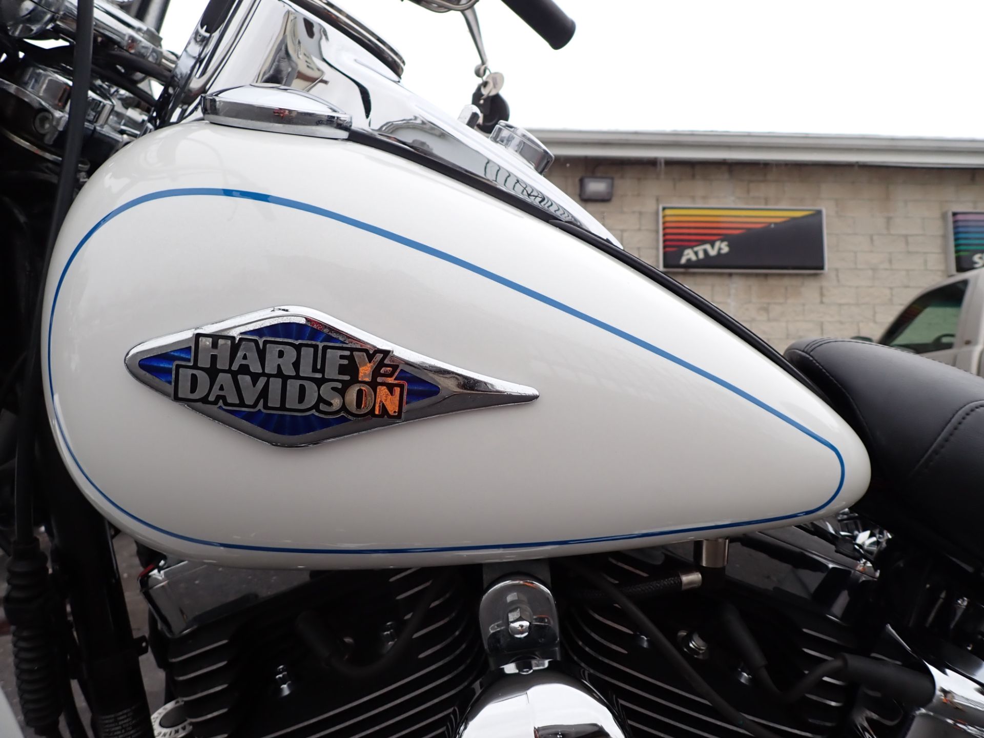 2012 Harley-Davidson Heritage Softail® Classic in Massillon, Ohio - Photo 10