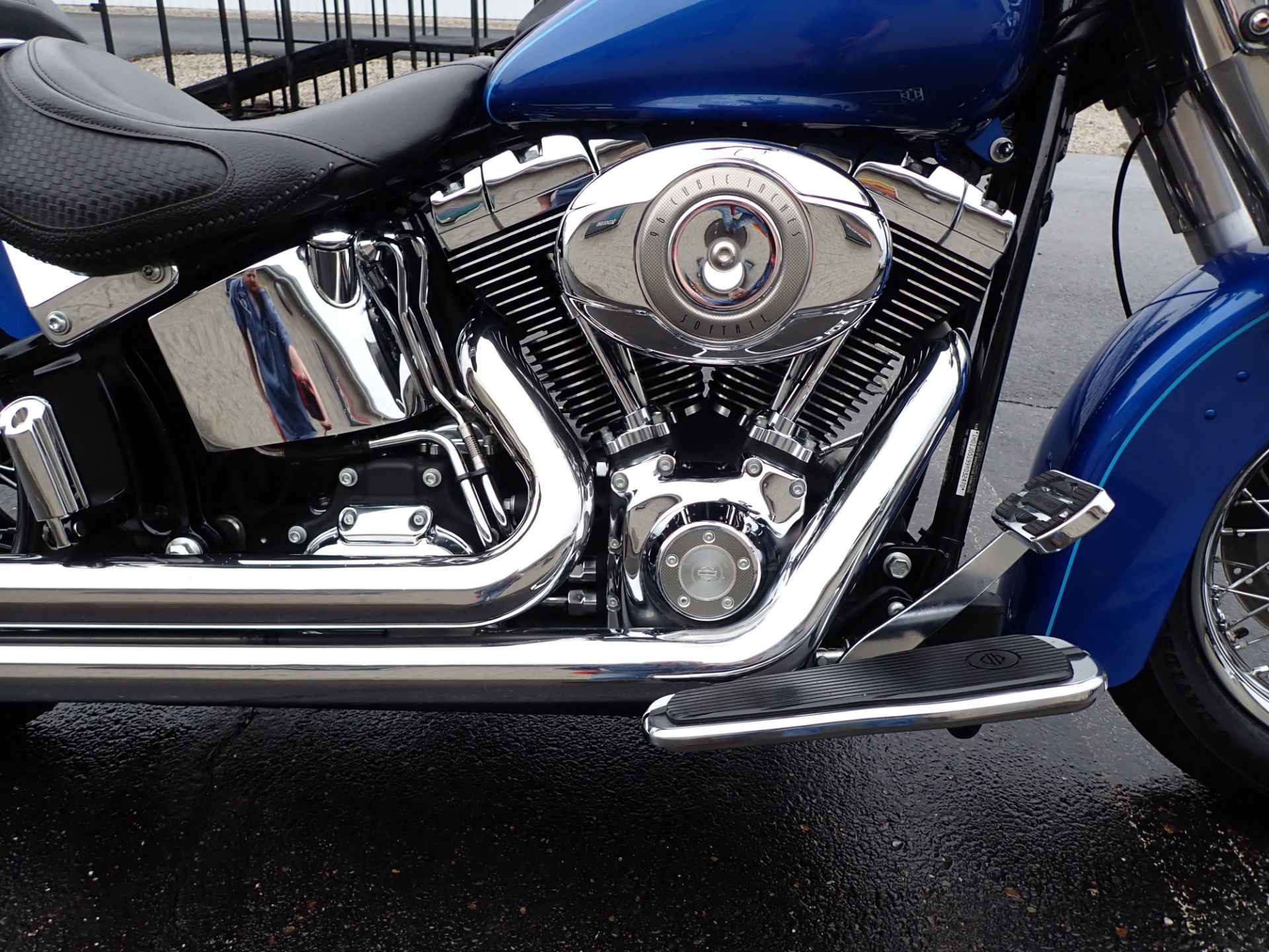 2009 Harley-Davidson Softail® Deluxe in Massillon, Ohio - Photo 4