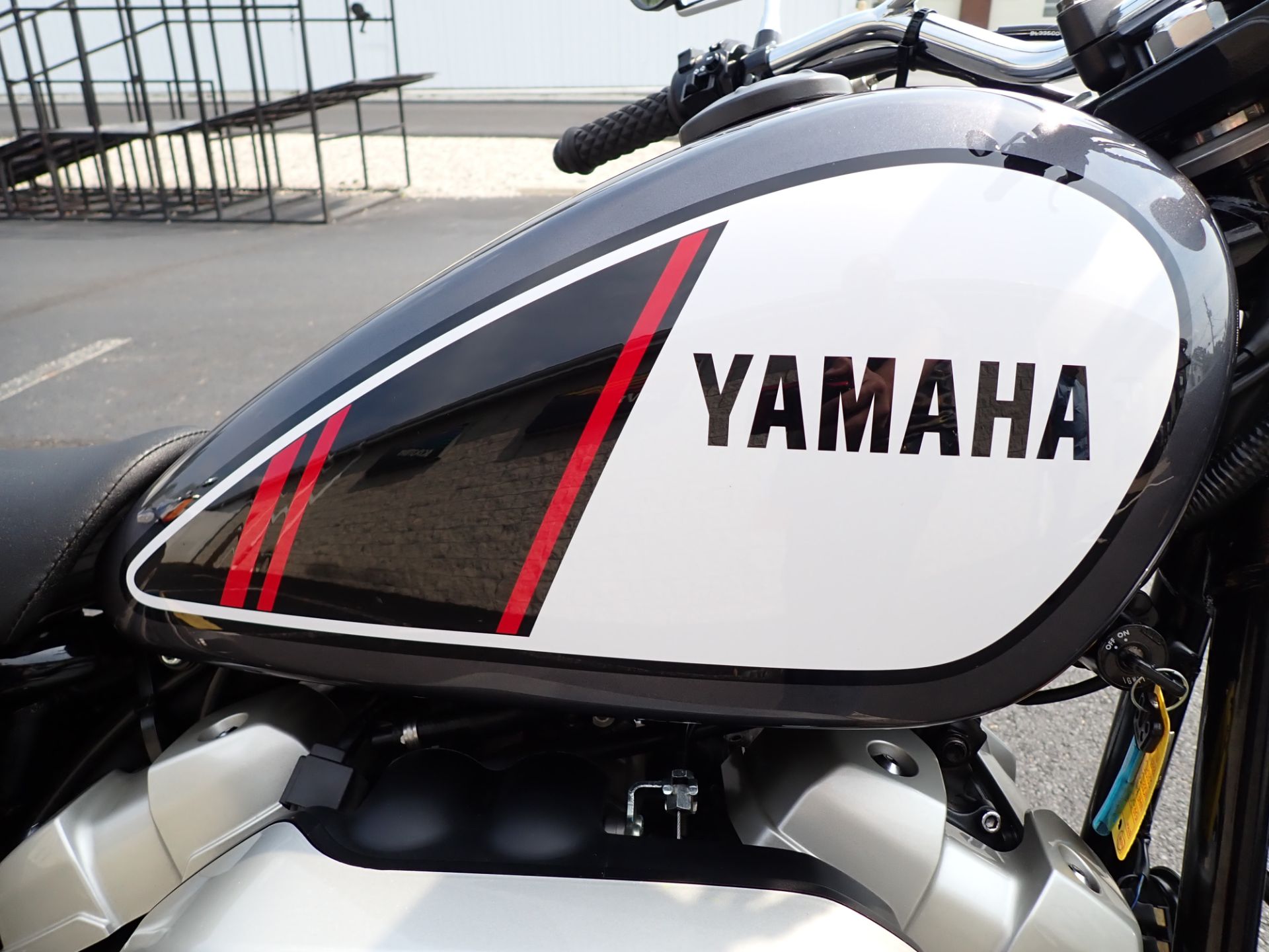 2017 Yamaha SCR950 in Massillon, Ohio - Photo 3