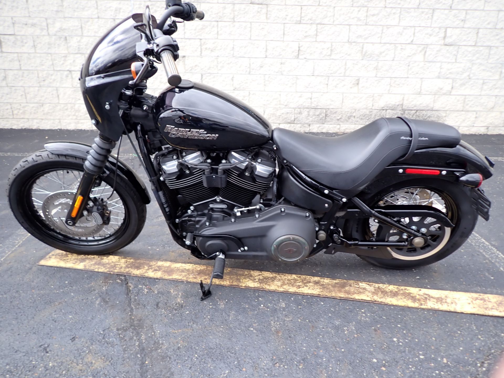 2019 Harley-Davidson Street Bob® in Massillon, Ohio - Photo 11