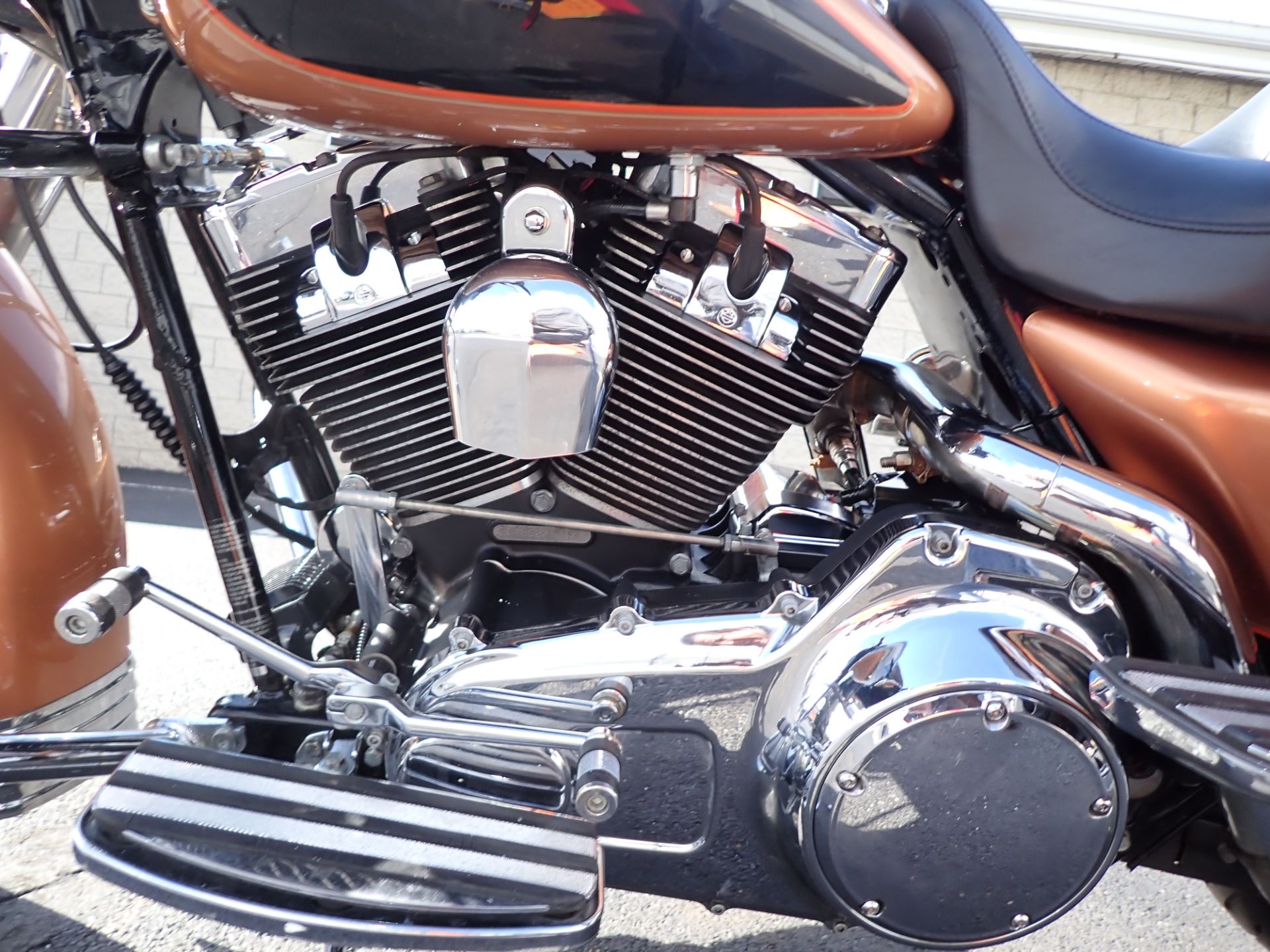 2008 Harley-Davidson Ultra Classic® Electra Glide® in Massillon, Ohio - Photo 9