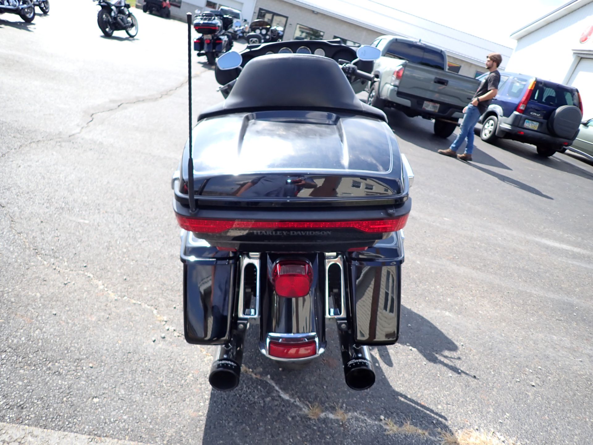 2014 Harley-Davidson Electra Glide® Ultra Classic® in Massillon, Ohio - Photo 4