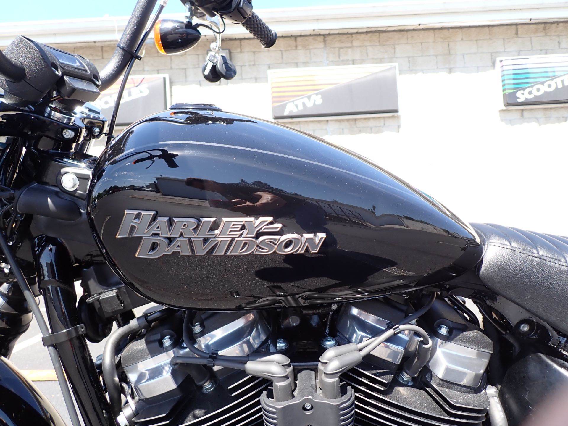 2018 Harley-Davidson Street Bob® 107 in Massillon, Ohio - Photo 10