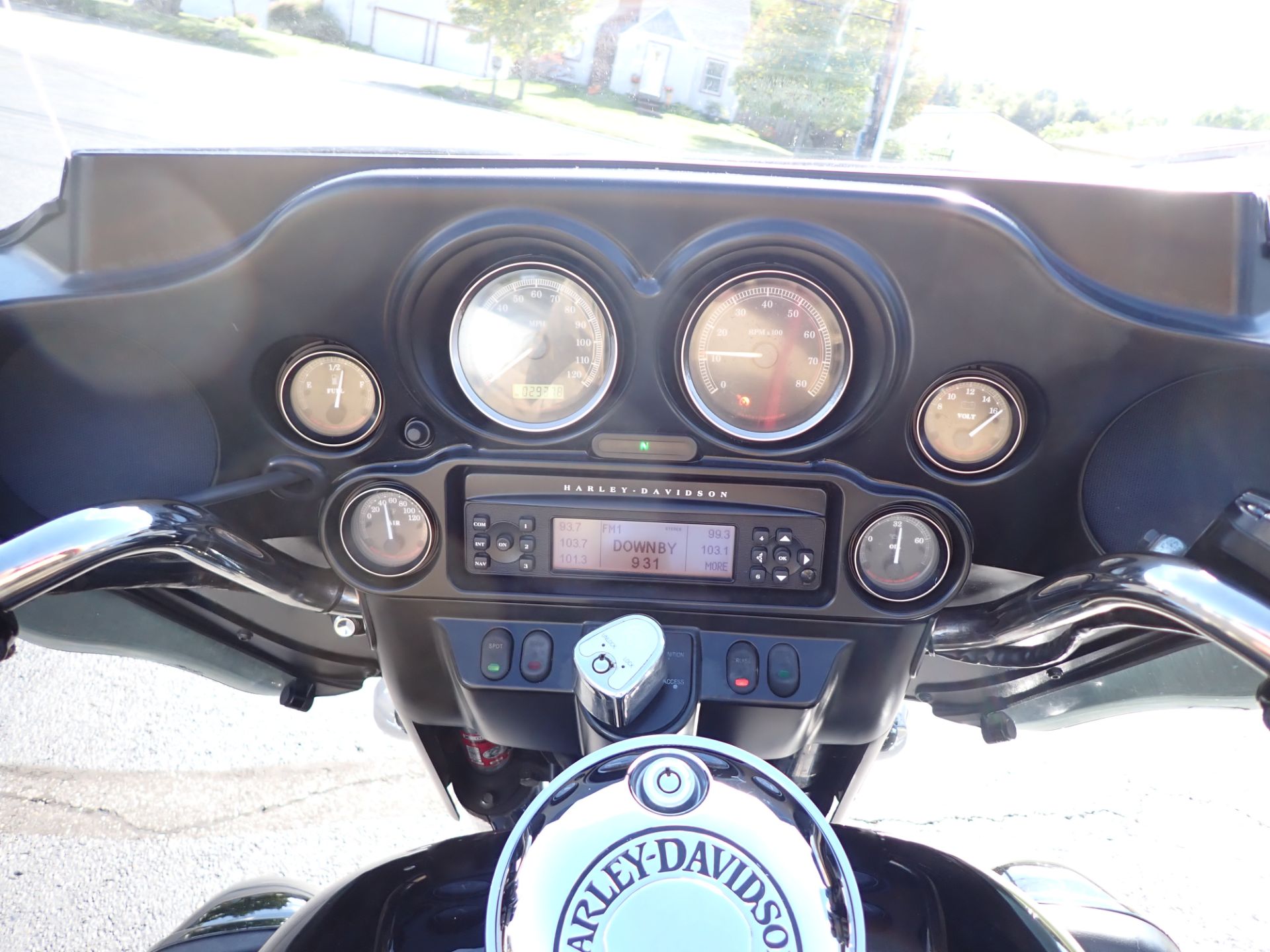2012 Harley-Davidson Ultra Classic® Electra Glide® in Massillon, Ohio - Photo 13