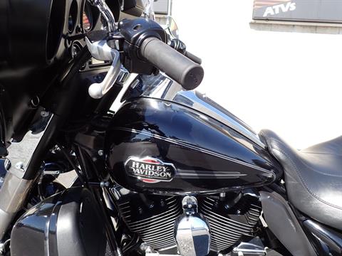 2012 Harley-Davidson Ultra Classic® Electra Glide® in Massillon, Ohio - Photo 15