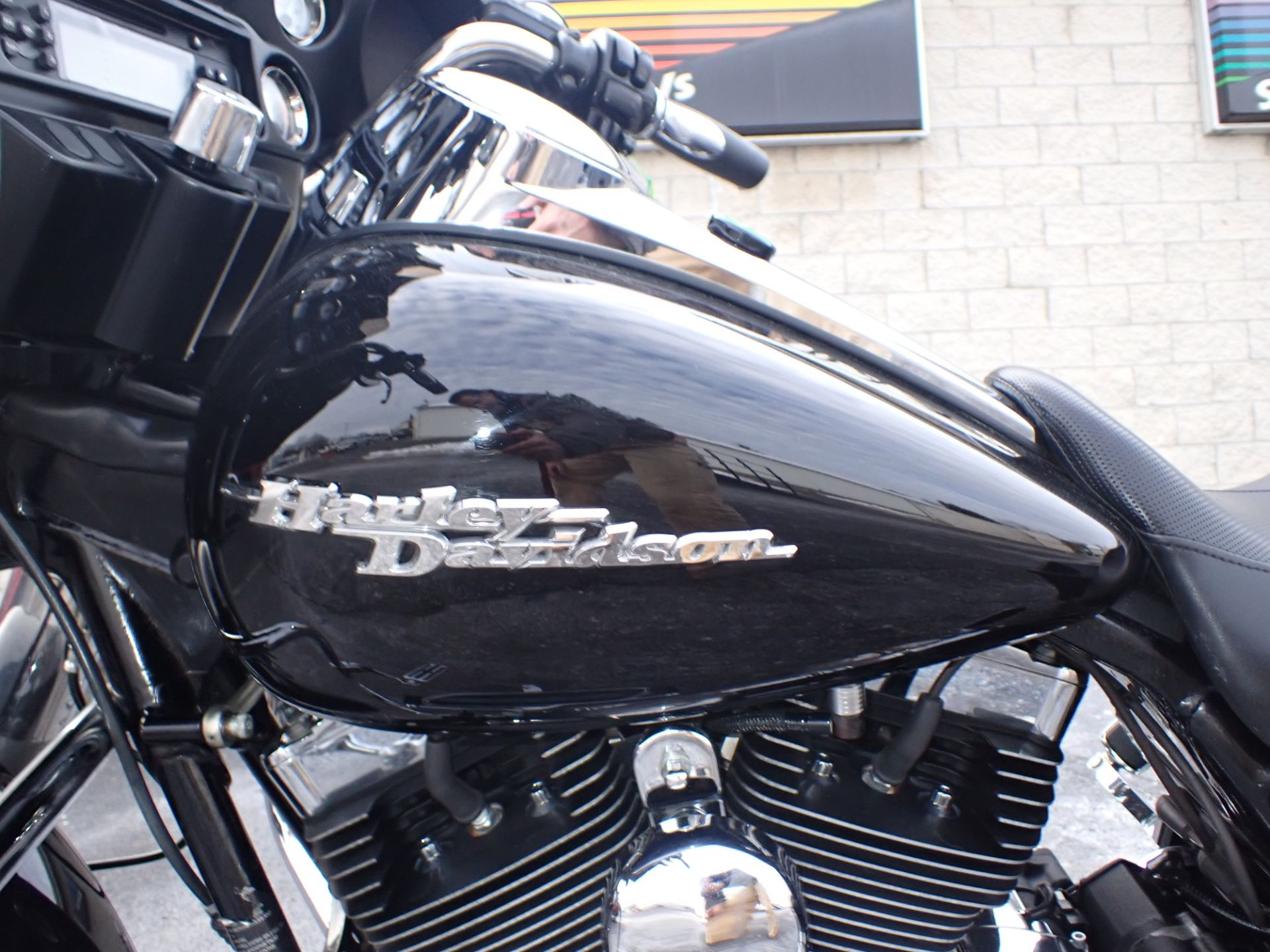 2010 Harley-Davidson Street Glide® in Massillon, Ohio - Photo 9