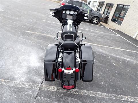 2017 Harley-Davidson Street Glide® Special in Massillon, Ohio - Photo 19