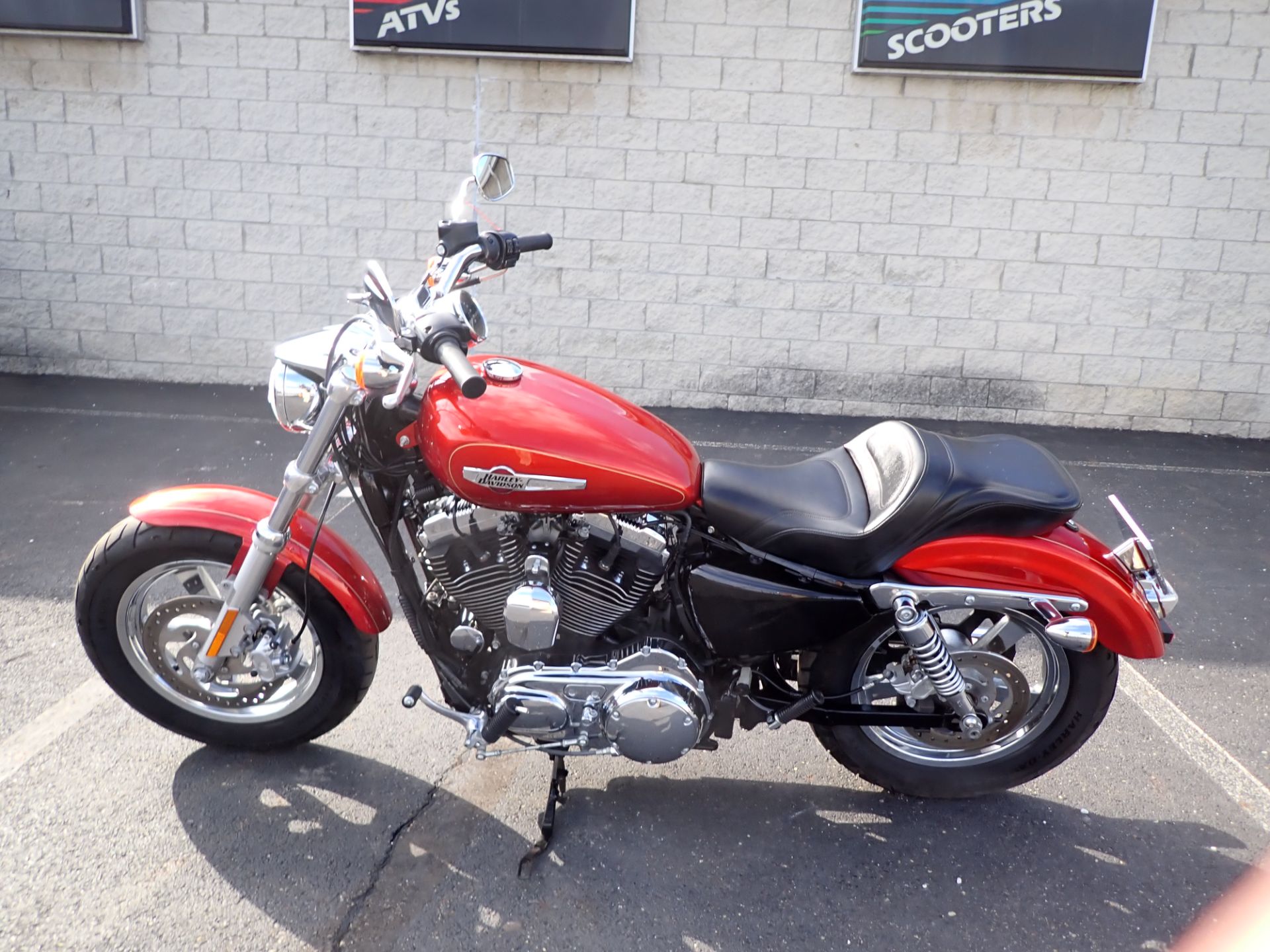 2014 Harley-Davidson 1200 Custom in Massillon, Ohio - Photo 6