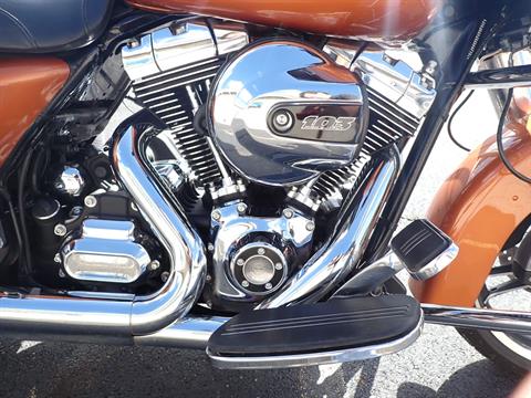 2016 Harley-Davidson Street Glide® in Massillon, Ohio - Photo 4