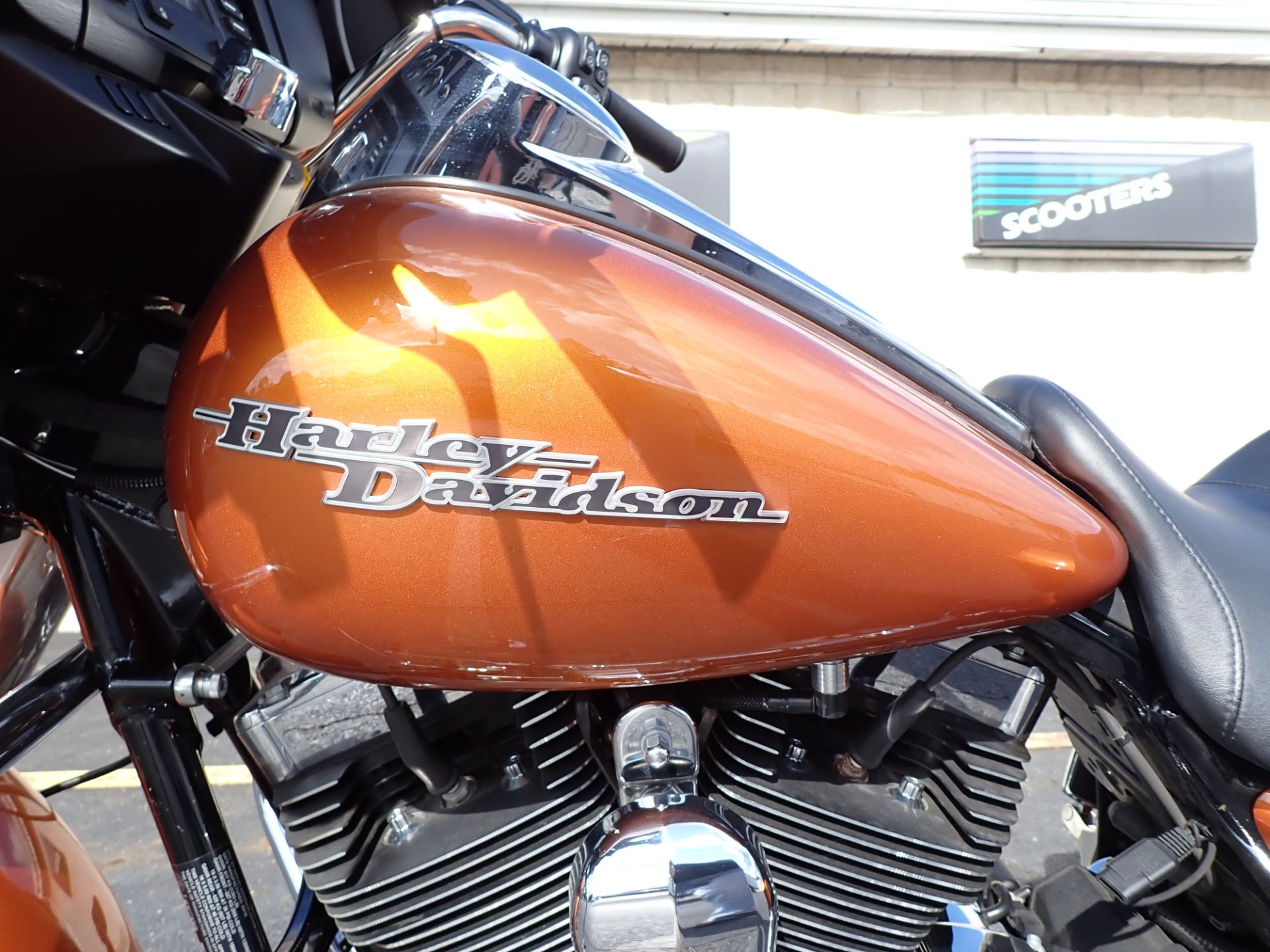 2016 Harley-Davidson Street Glide® in Massillon, Ohio - Photo 10