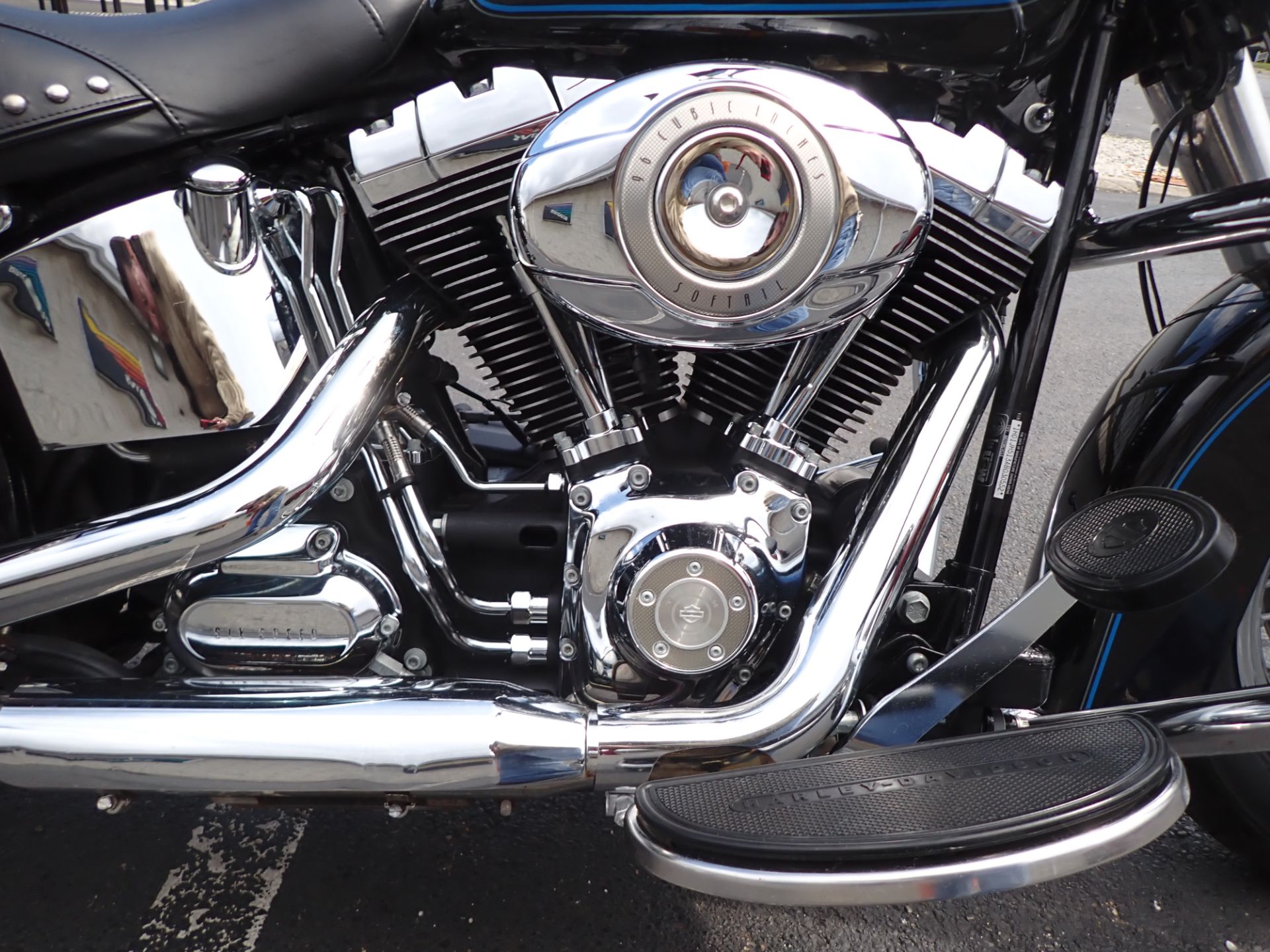 2010 Harley-Davidson Heritage Softail® Classic Peace Officer Special Edition in Massillon, Ohio - Photo 4