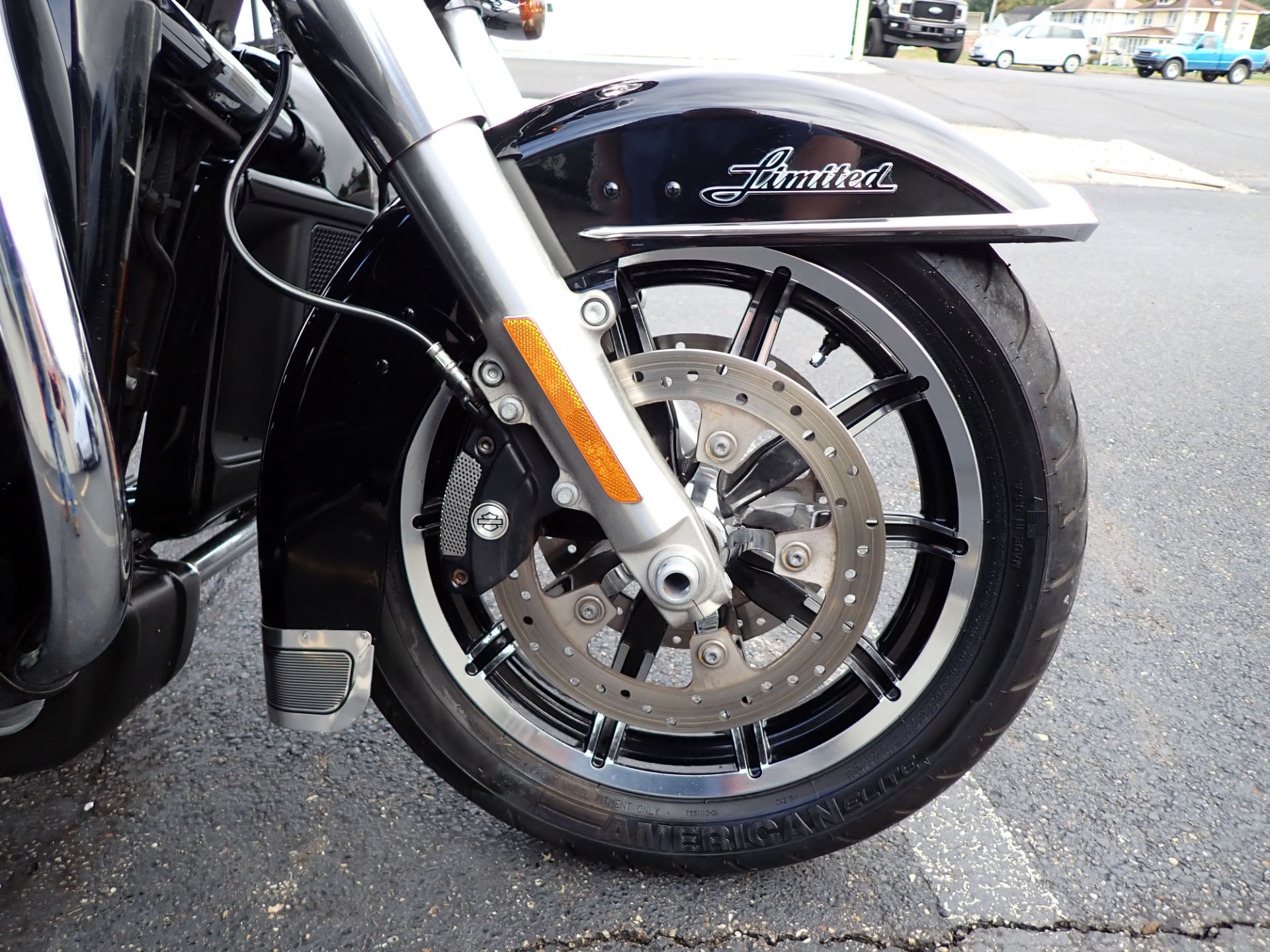 2015 Harley-Davidson Ultra Limited in Massillon, Ohio - Photo 2