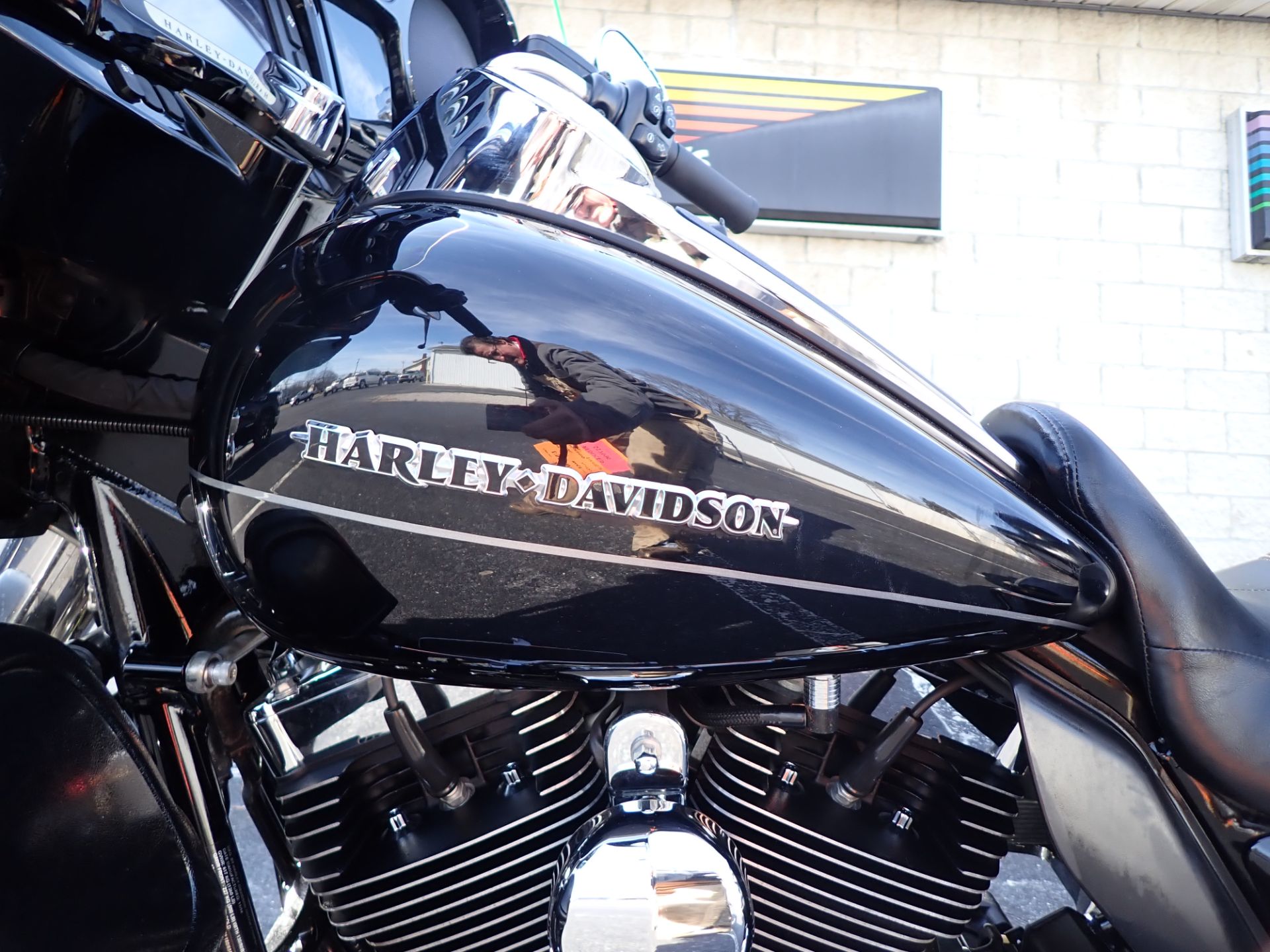 2015 Harley-Davidson Ultra Limited in Massillon, Ohio - Photo 10