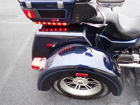 2012 Harley-Davidson Tri Glide® Ultra Classic® in Massillon, Ohio - Photo 6