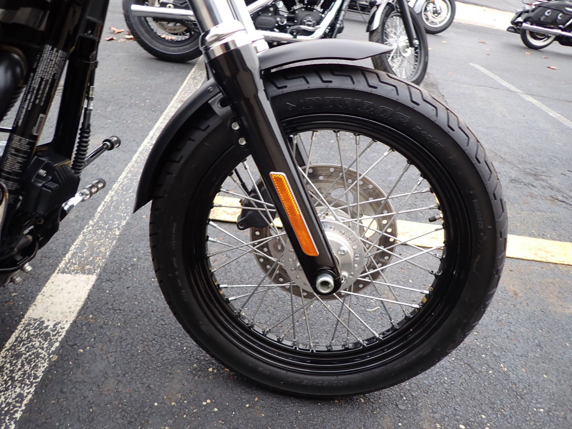 2015 Harley-Davidson Street Bob® in Massillon, Ohio - Photo 2