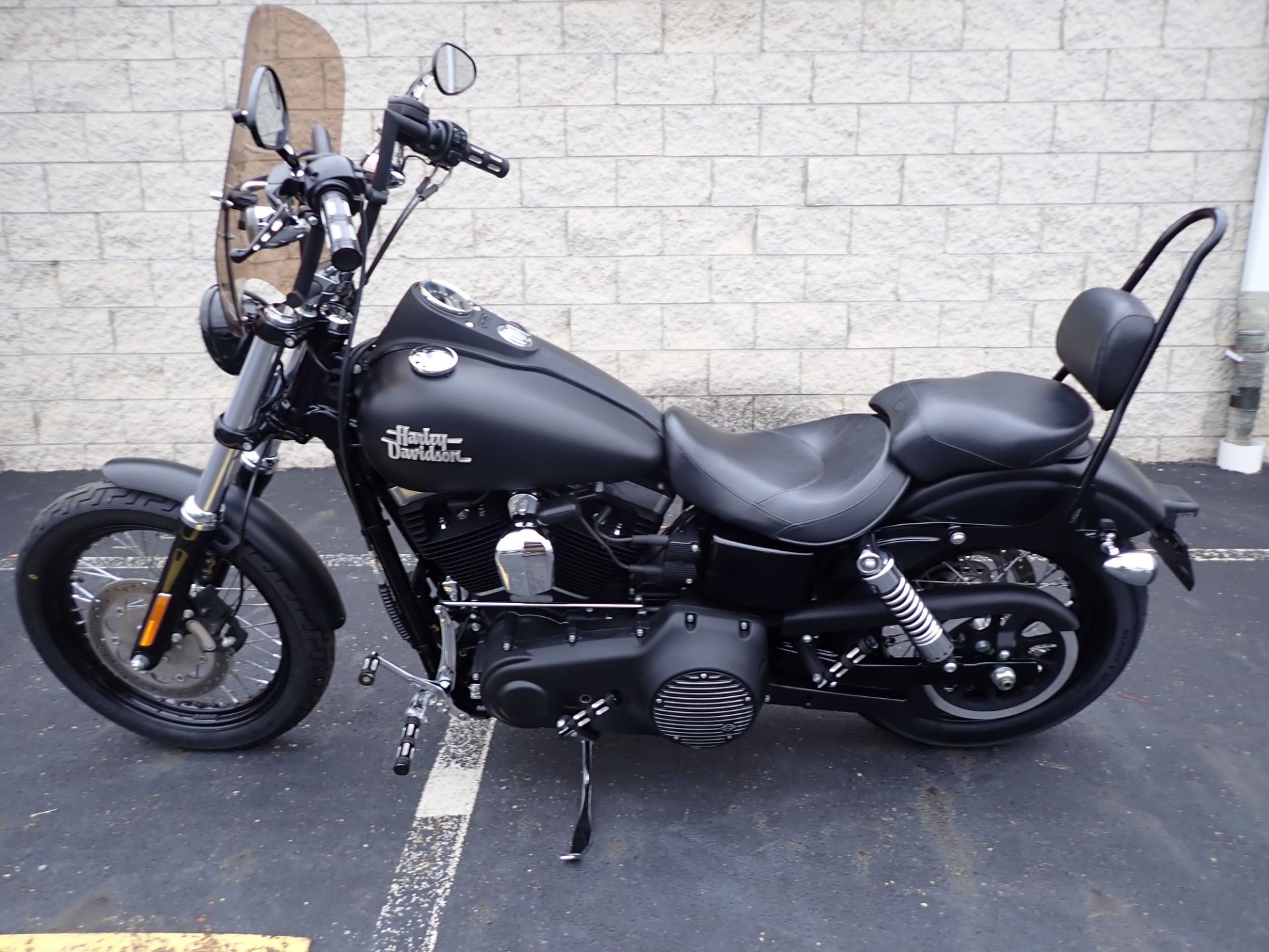 2015 Harley-Davidson Street Bob® in Massillon, Ohio - Photo 14