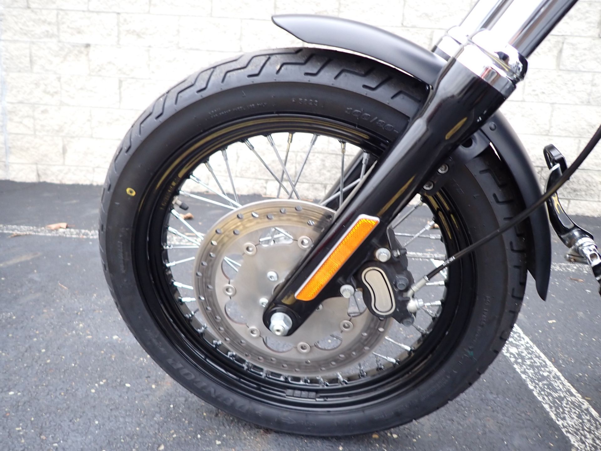 2015 Harley-Davidson Street Bob® in Massillon, Ohio - Photo 15