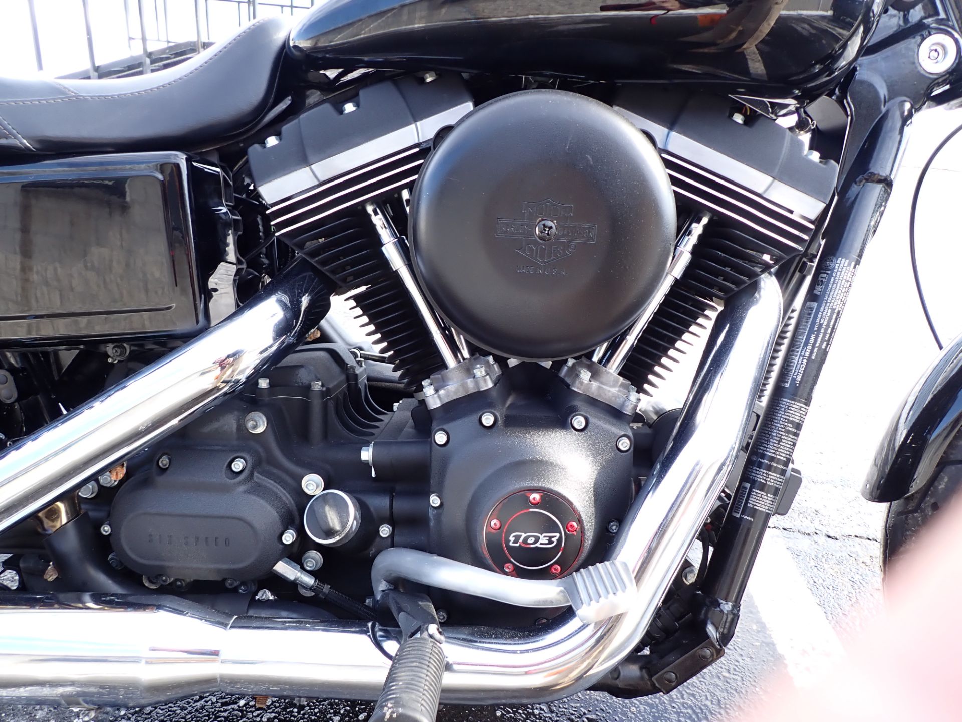 2015 Harley-Davidson Street Bob® in Massillon, Ohio - Photo 4