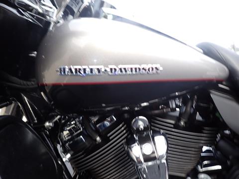 2017 Harley-Davidson Ultra Limited in Massillon, Ohio - Photo 5