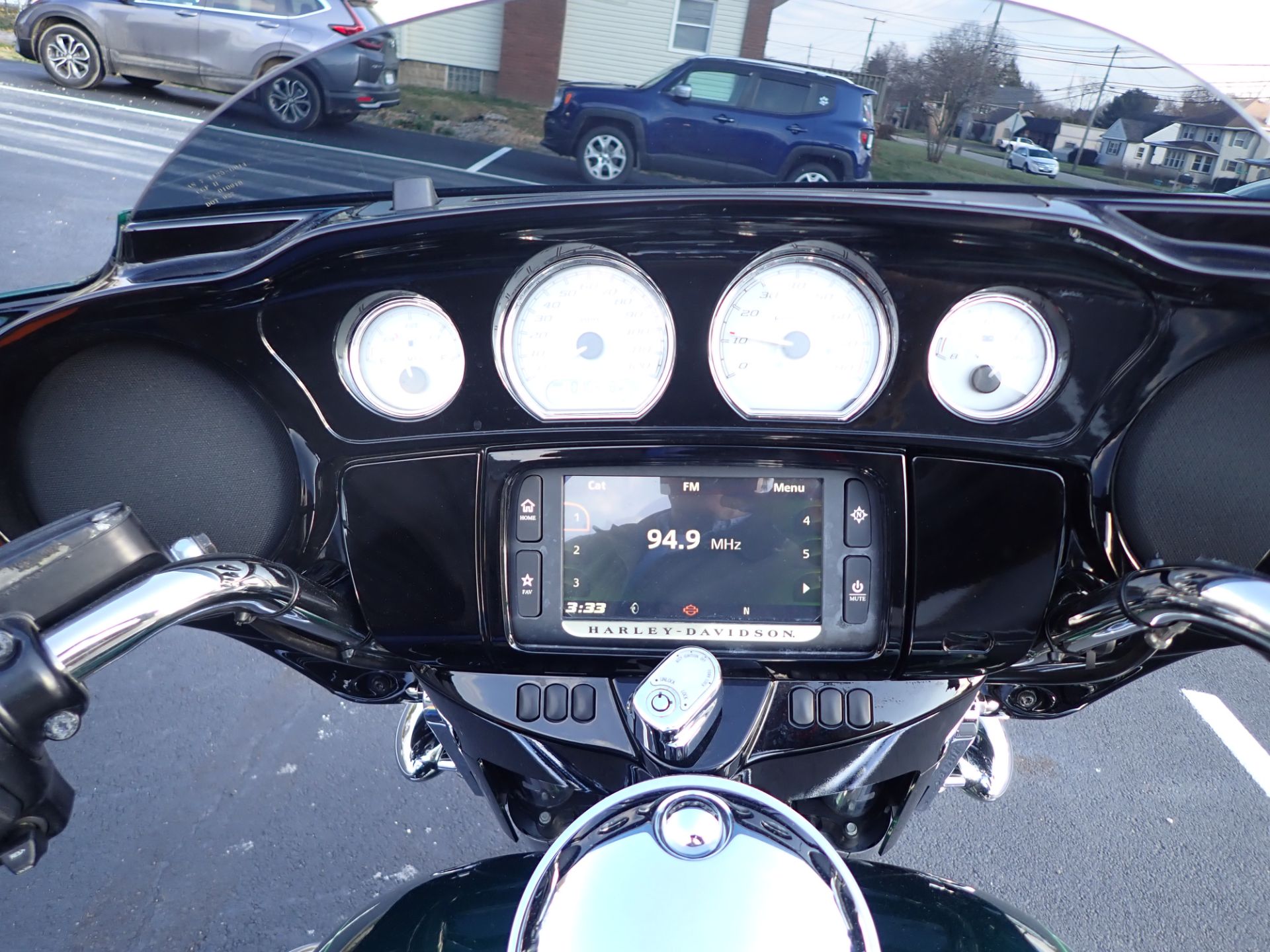 2015 Harley-Davidson Street Glide® Special in Massillon, Ohio - Photo 13