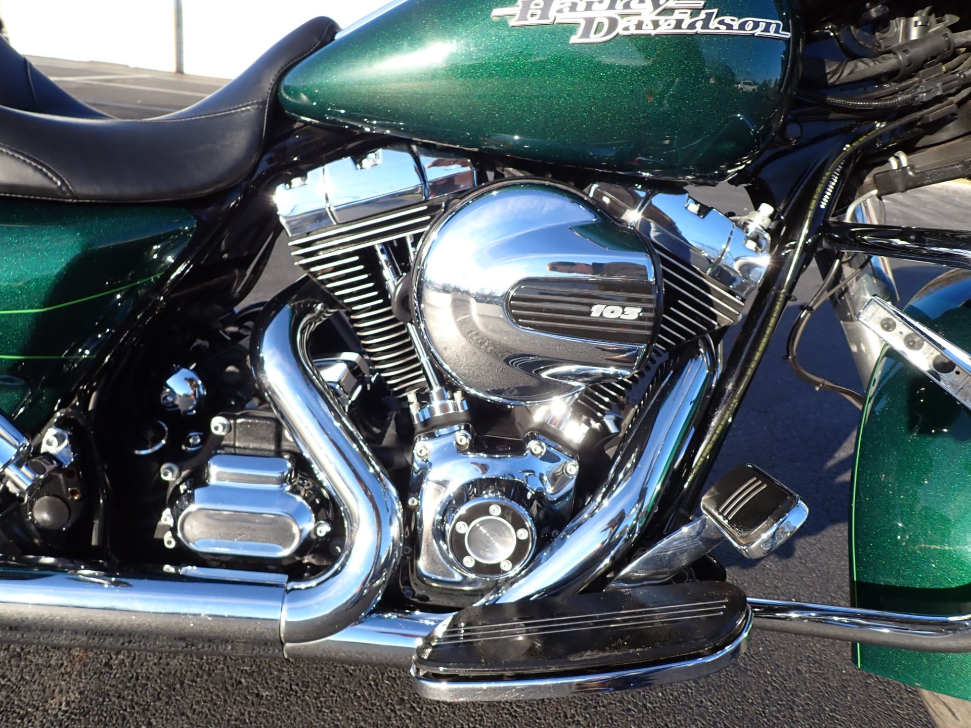 2015 Harley-Davidson Street Glide® Special in Massillon, Ohio - Photo 4