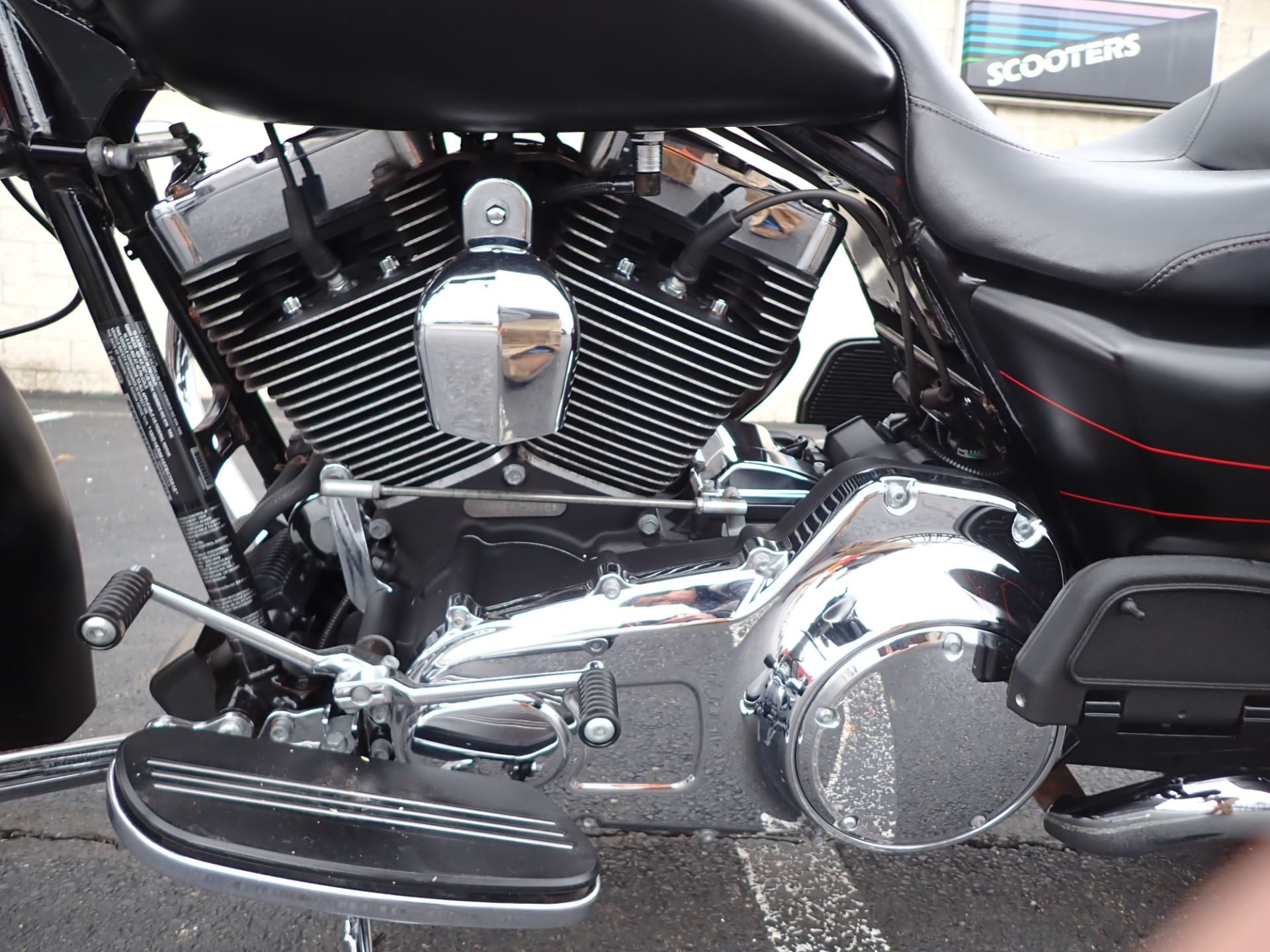 2015 Harley-Davidson Street Glide® Special in Massillon, Ohio - Photo 8