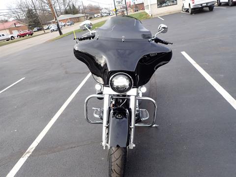 2008 Harley-Davidson Street Glide® in Massillon, Ohio - Photo 11