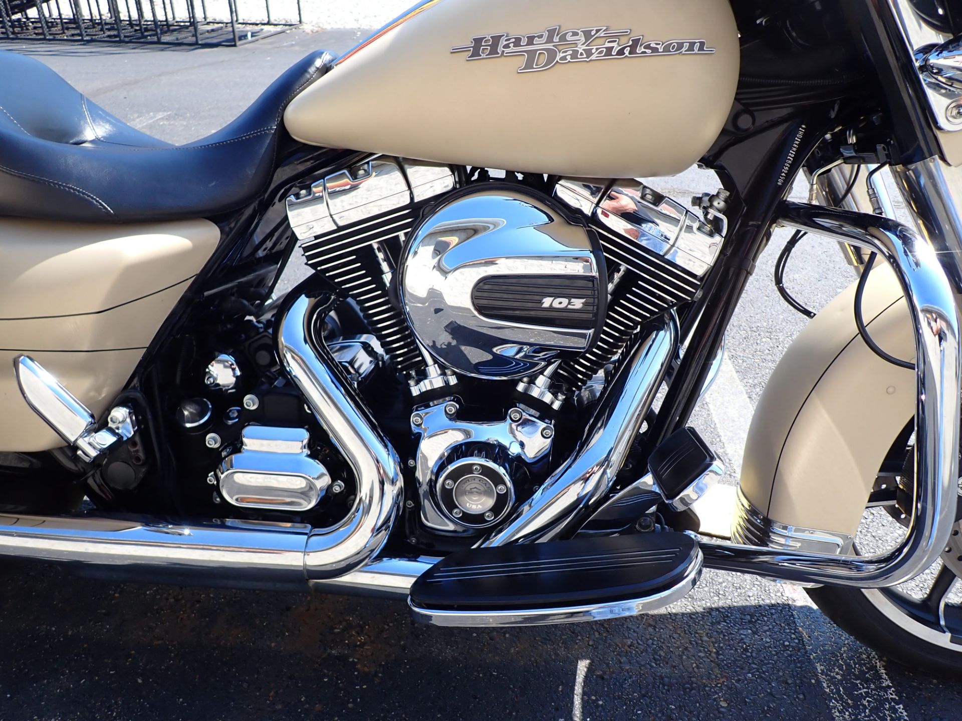 2014 Harley-Davidson Street Glide® Special in Massillon, Ohio - Photo 4