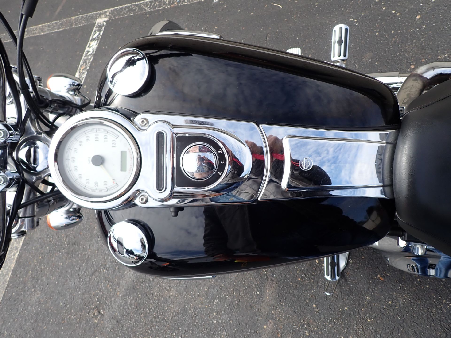 2008 Harley-Davidson Dyna® Super Glide® Custom in Massillon, Ohio - Photo 13