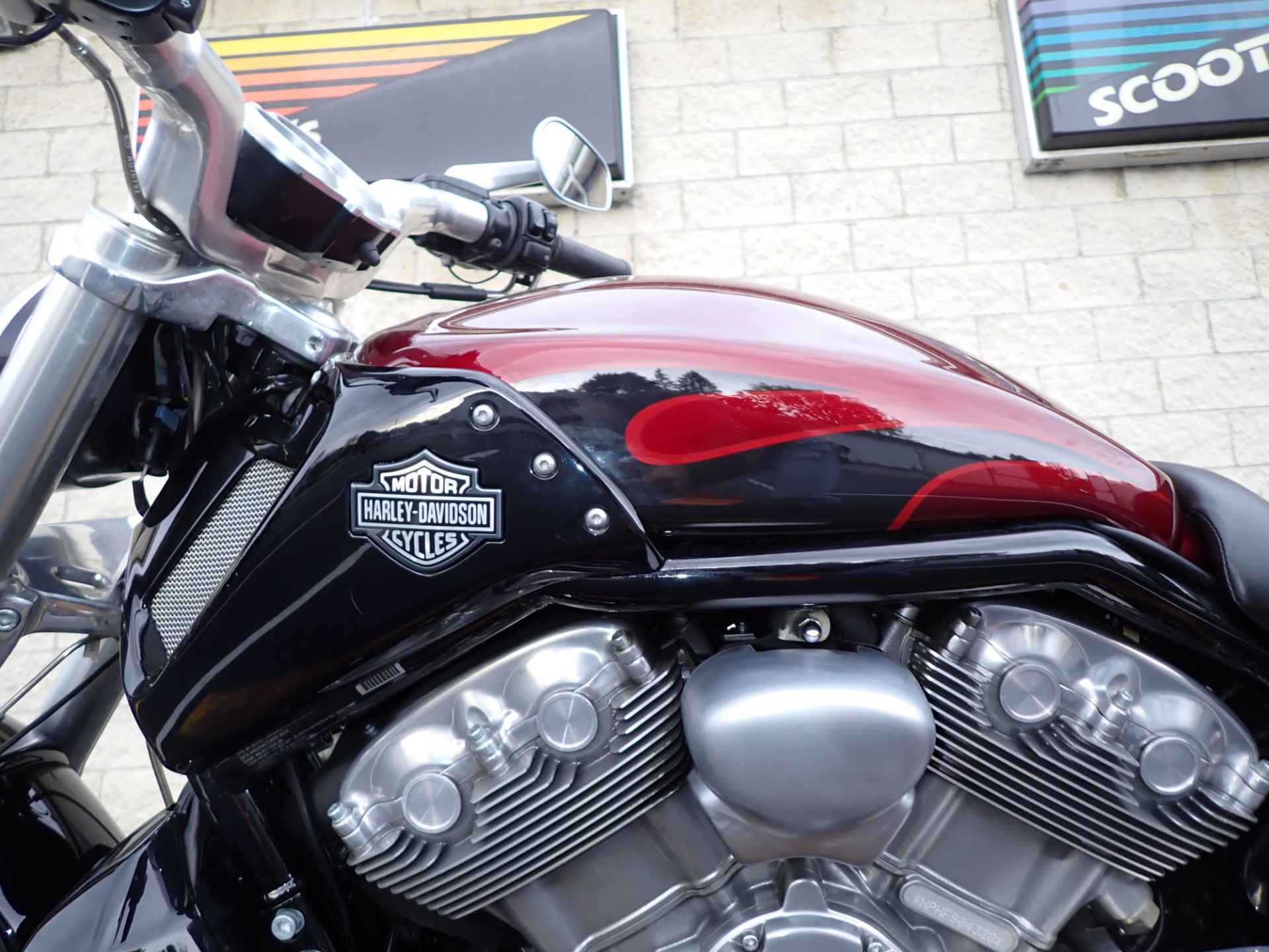 2015 Harley-Davidson V-Rod Muscle® in Massillon, Ohio - Photo 9