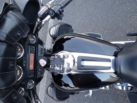 2011 Harley-Davidson Electra Glide® Ultra Limited in Massillon, Ohio - Photo 11
