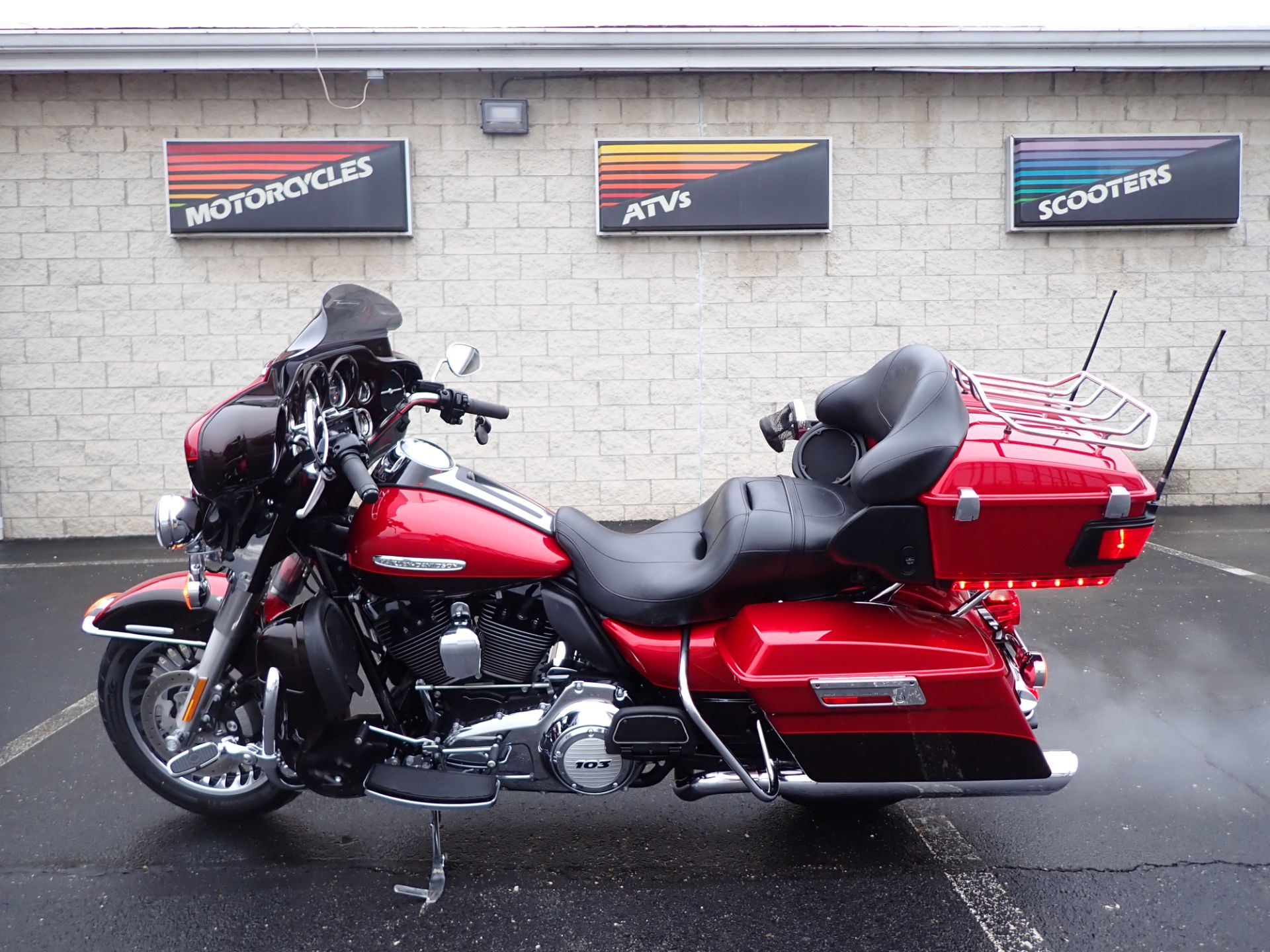 2012 Harley-Davidson Electra Glide® Ultra Limited in Massillon, Ohio - Photo 6