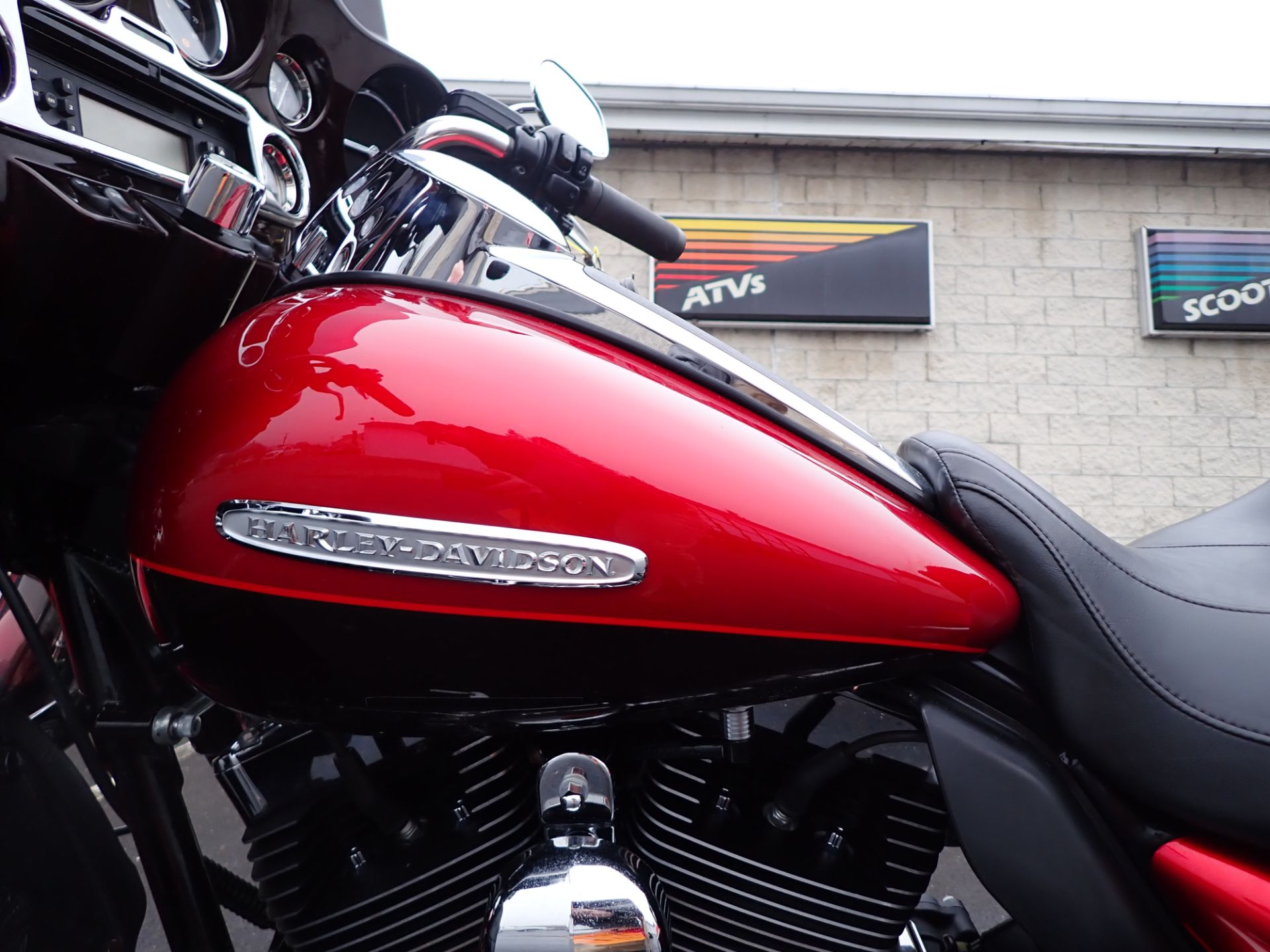 2012 Harley-Davidson Electra Glide® Ultra Limited in Massillon, Ohio - Photo 9
