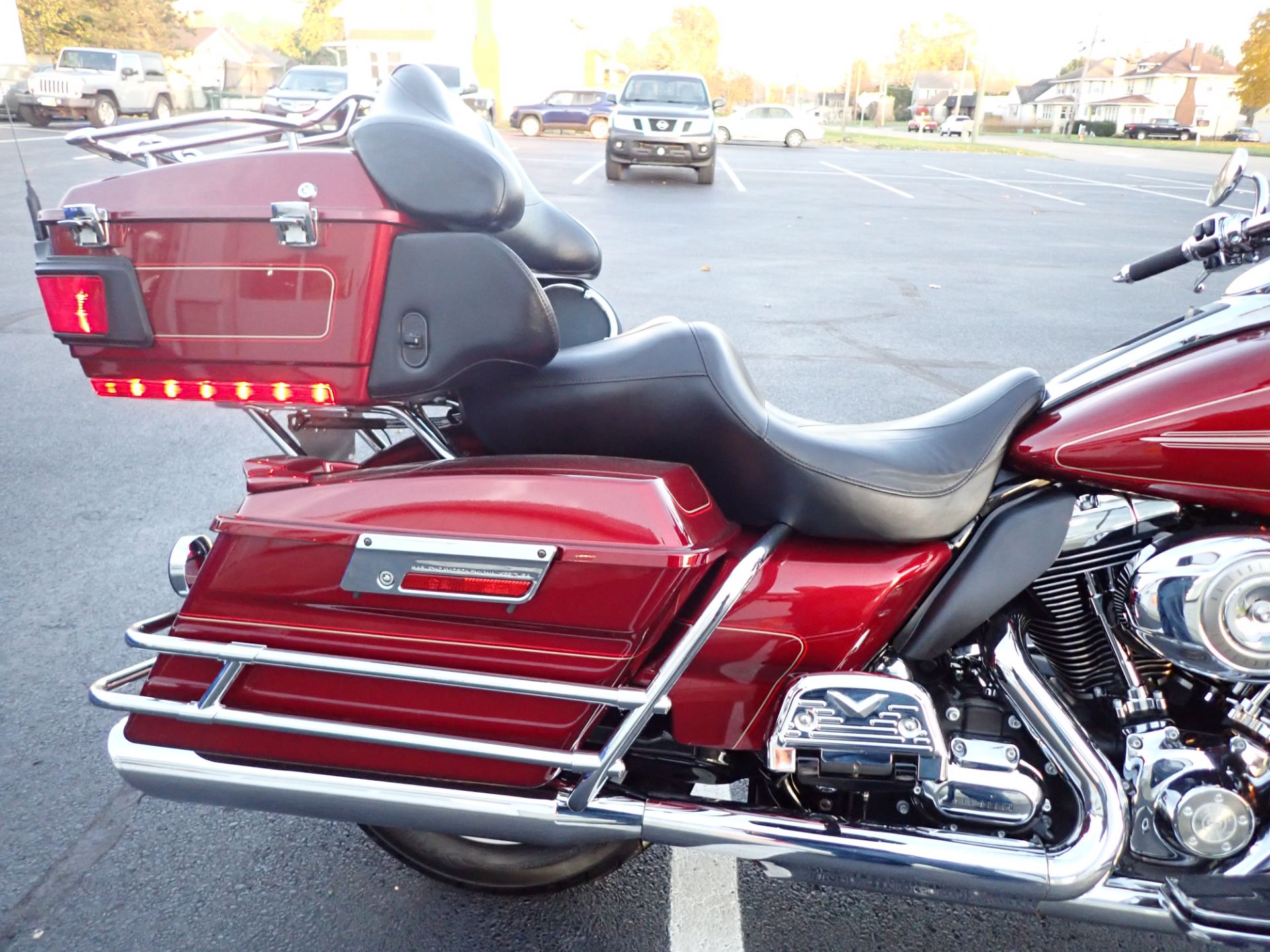 2009 Harley-Davidson Ultra Classic® Electra Glide® in Massillon, Ohio - Photo 5