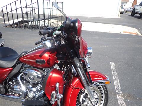 2009 Harley-Davidson Ultra Classic® Electra Glide® in Massillon, Ohio - Photo 6