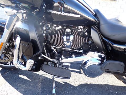2022 Harley-Davidson Road Glide® Limited in Massillon, Ohio - Photo 16