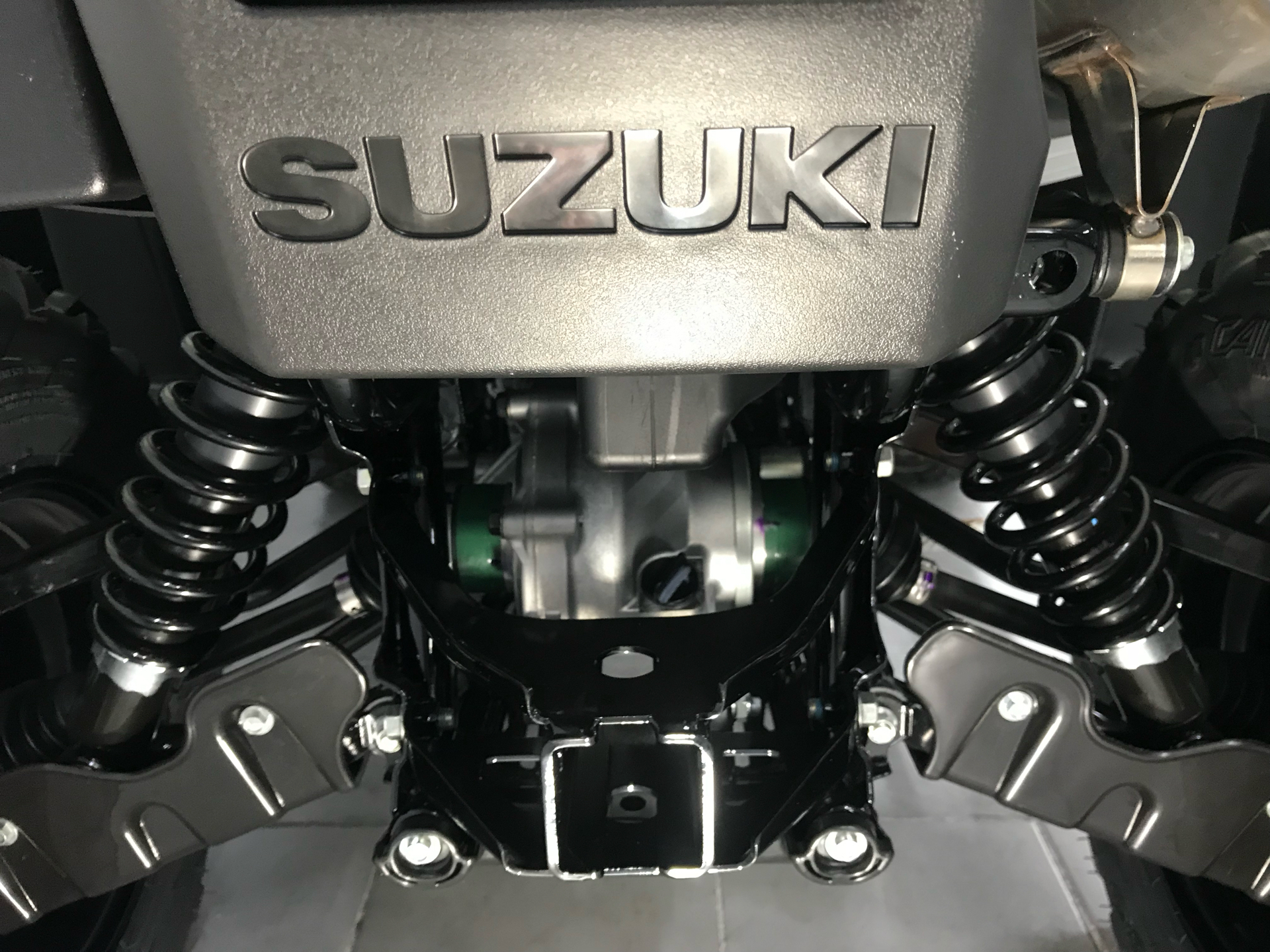 2022 Suzuki KingQuad 750AXi Power Steering in Belleville, Michigan - Photo 5