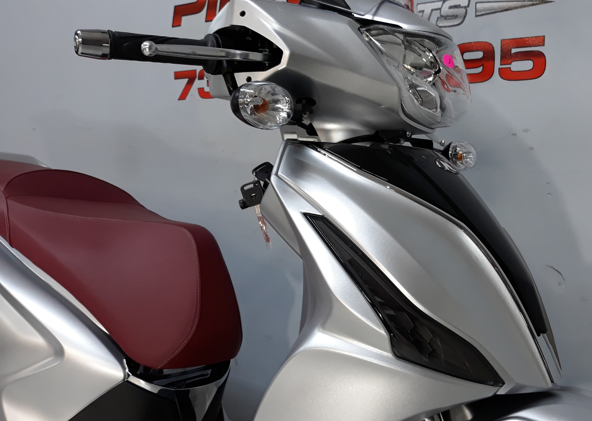 2022 Kymco People S 150i ABS in Belleville, Michigan - Photo 4