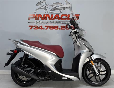 2022 Kymco People S 150i ABS in Belleville, Michigan - Photo 1