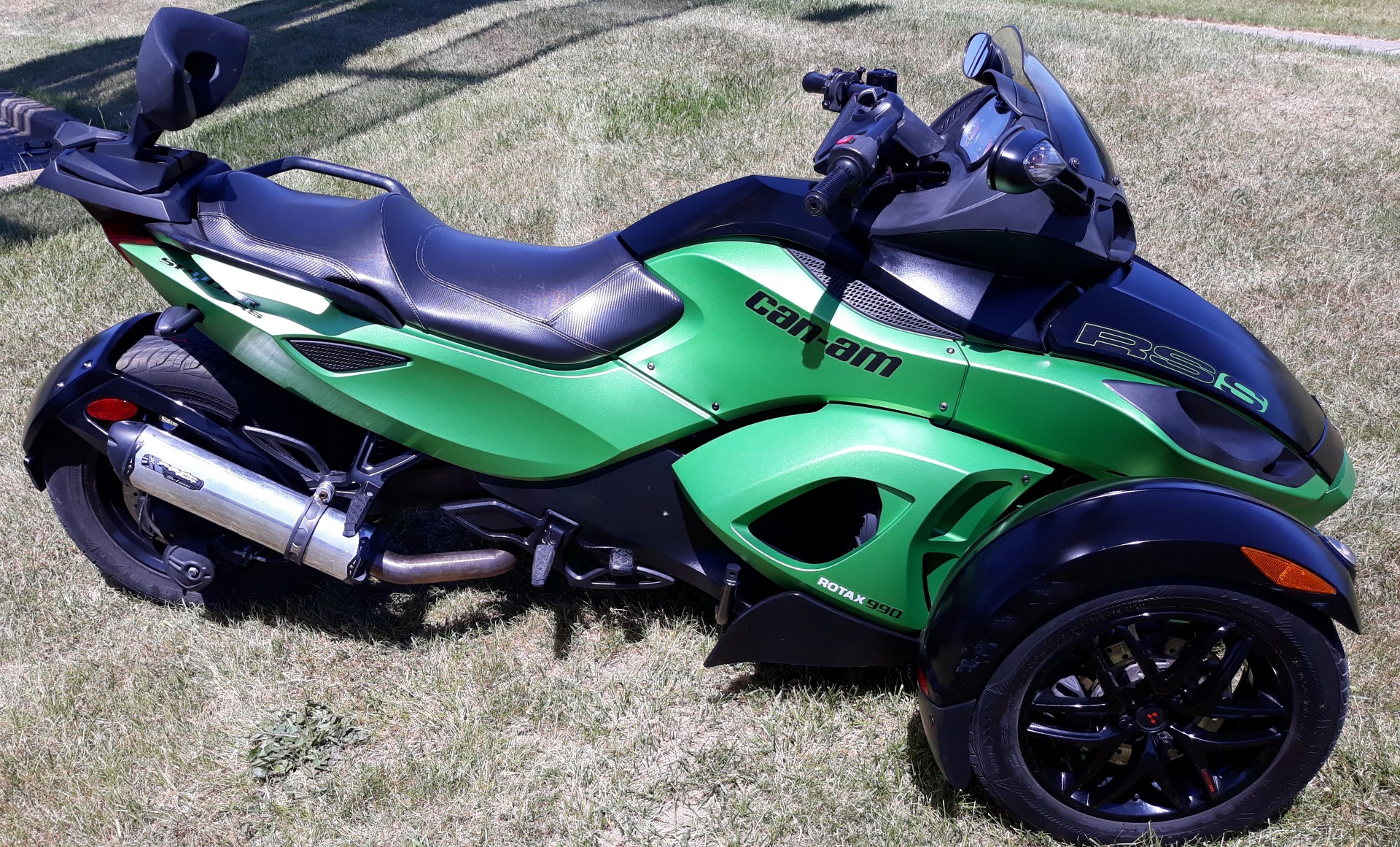 2012 Can-Am Spyder® RS-S SM5 in Belleville, Michigan - Photo 1